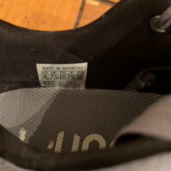 ADIDAS Sneakers - Picture 2 of 4